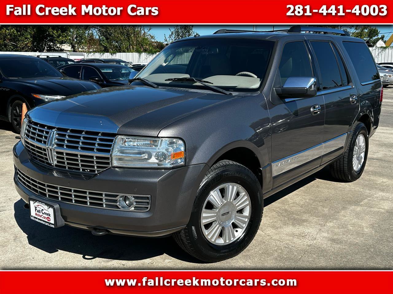 Used 2012 Lincoln Navigator 2WD image 1