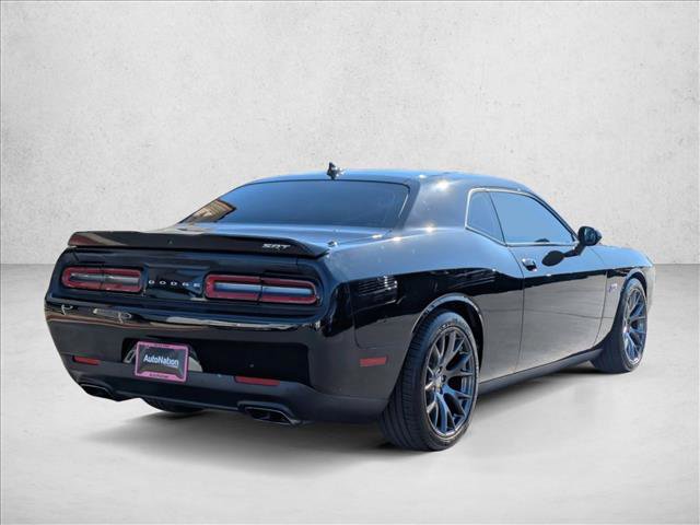 Used 2015 Dodge Challenger SRT RWD image 5