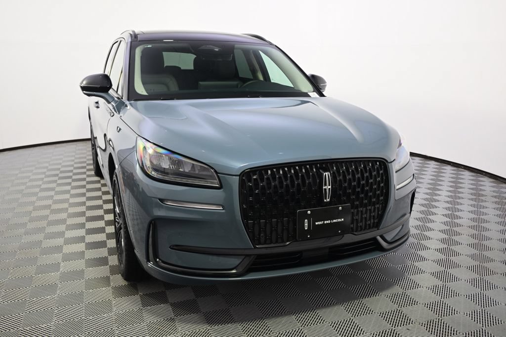 Used 2026 Lincoln Corsair Premiere AWD/4WD image 9