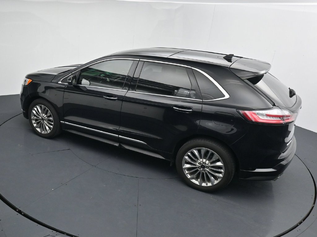 Used 2020 Ford Edge Titanium w/ Equipment Group 301A FWD image 13