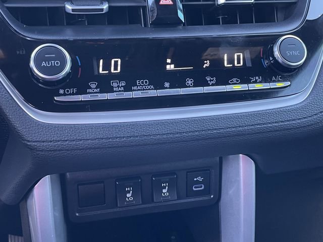 Used 2023 Toyota Corolla Cross XSE w/ Convenience Package image 18