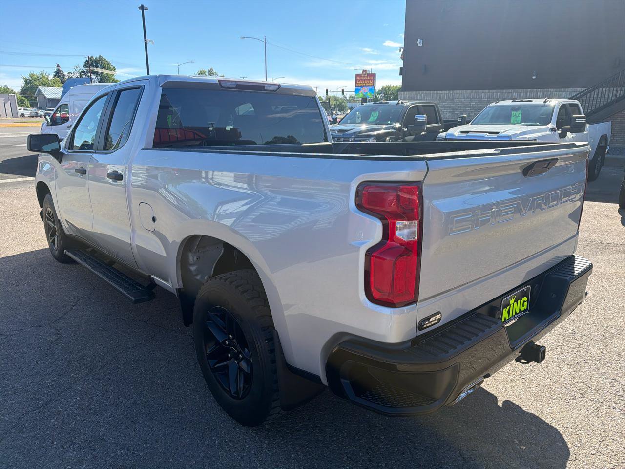 Used 2020 Chevrolet Silverado 1500 Custom Trail Boss w/ Custom Convenience Package AWD/4WD image 4