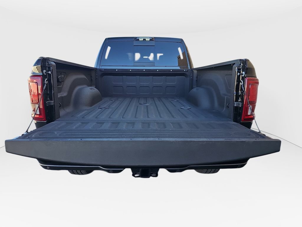 Used 2026 RAM 2500 Laramie AWD/4WD image 22
