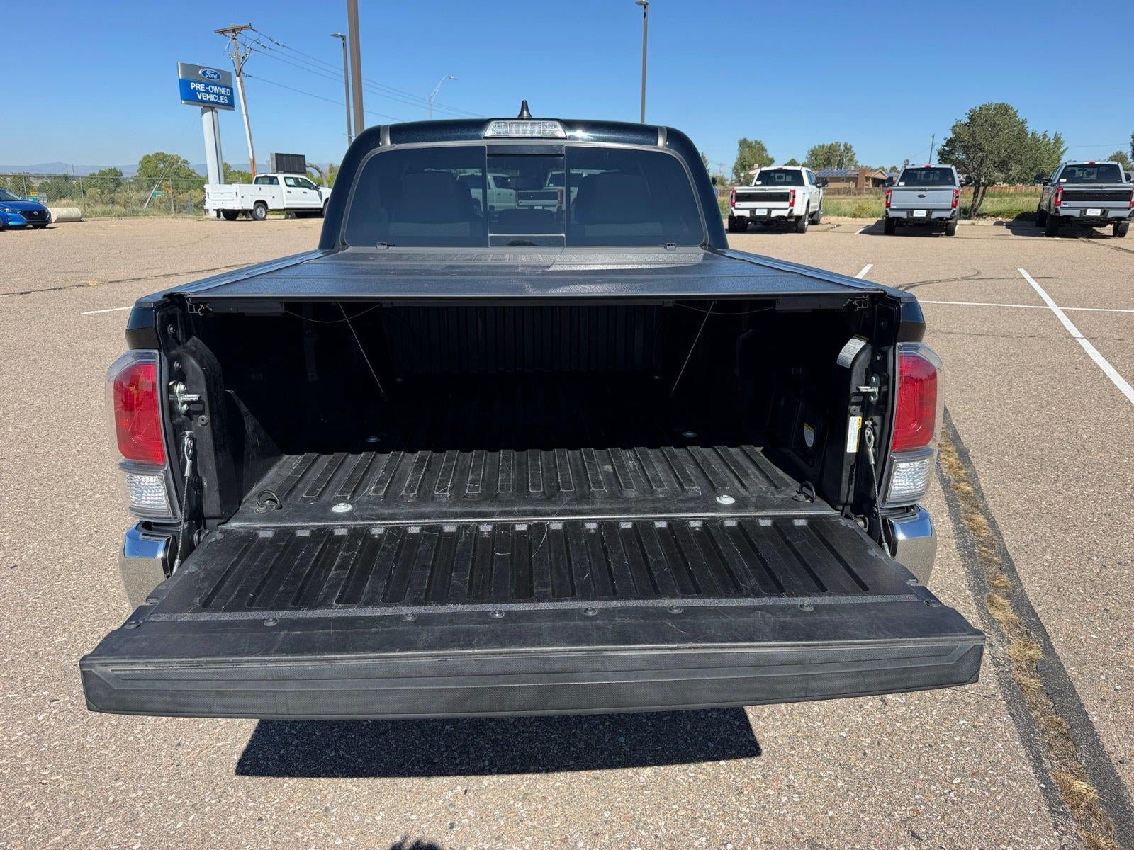 Used 2020 Toyota Tacoma TRD Off-Road AWD/4WD image 16