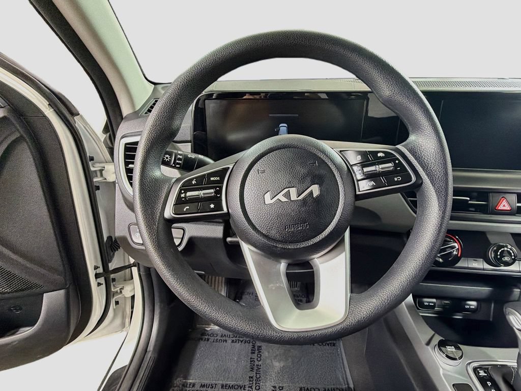 Used 2024 Kia Seltos LX AWD/4WD image 13