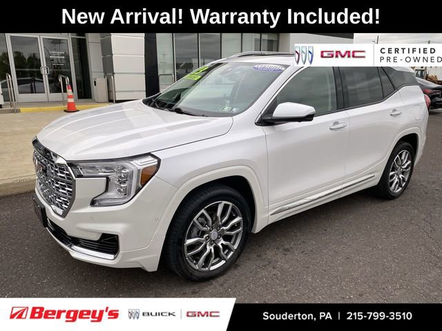 Used 2023 GMC Terrain Denali w/ Denali Premium Package AWD/4WD image 1
