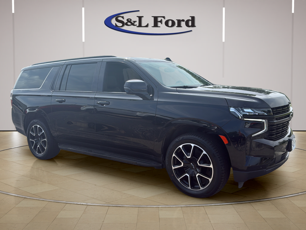 Used 2024 Chevrolet Suburban RST w/ Luxury Package AWD/4WD image 10