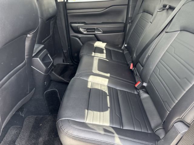 Used 2025 Ford Ranger Lariat w/ FX4 Off-Road Package image 16