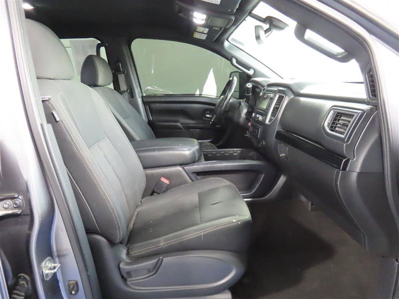 Used 2019 Nissan Titan SV w/ SV Convenience Package AWD/4WD image 37