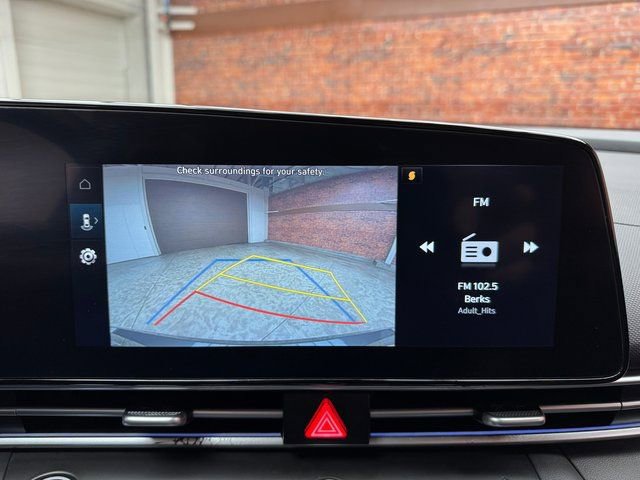 Used 2024 Hyundai Elantra SEL image 21