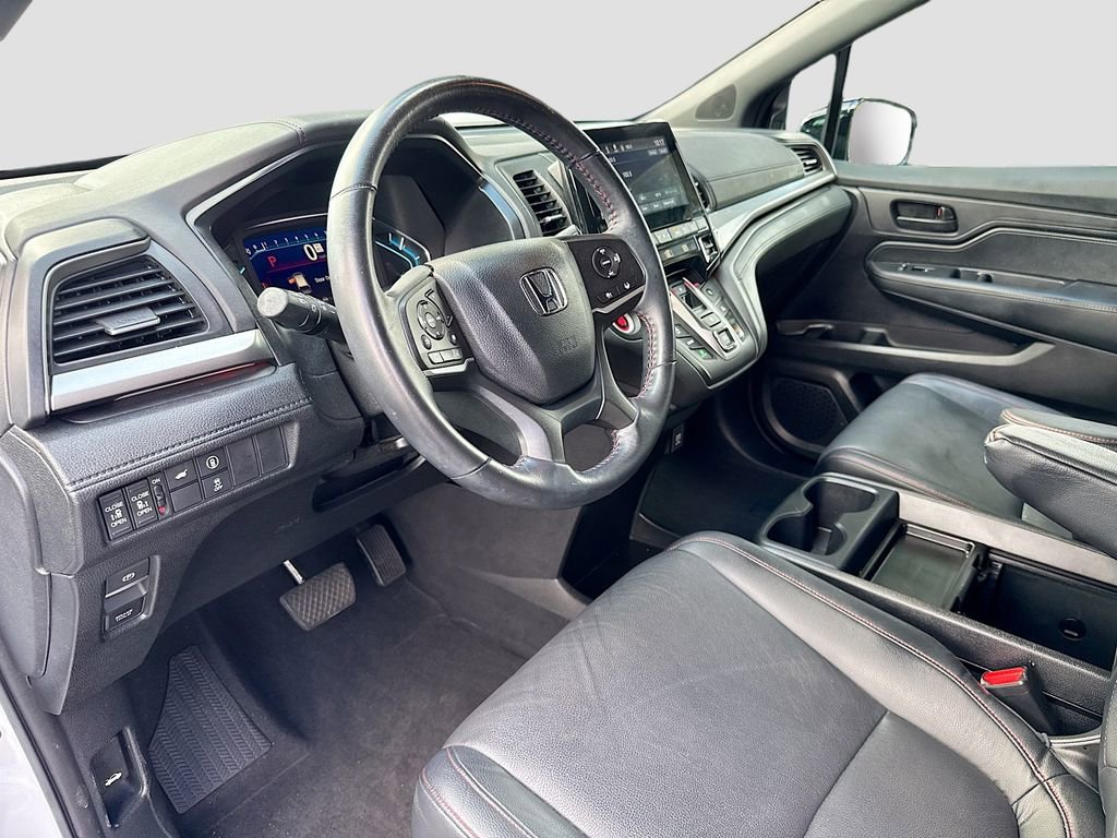 Used 2024 Honda Odyssey Sport image 10