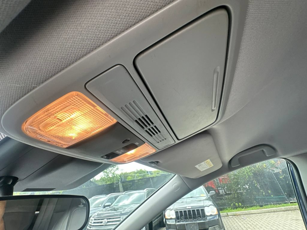 Used 2018 Honda Odyssey EX image 19