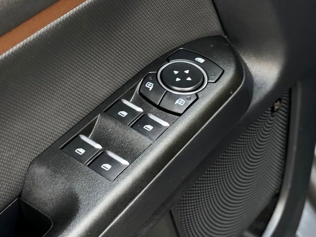 Certified 2025 Ford Bronco Sport Outer Banks w/ Outer Banks Tech Package+ AWD/4WD image 14