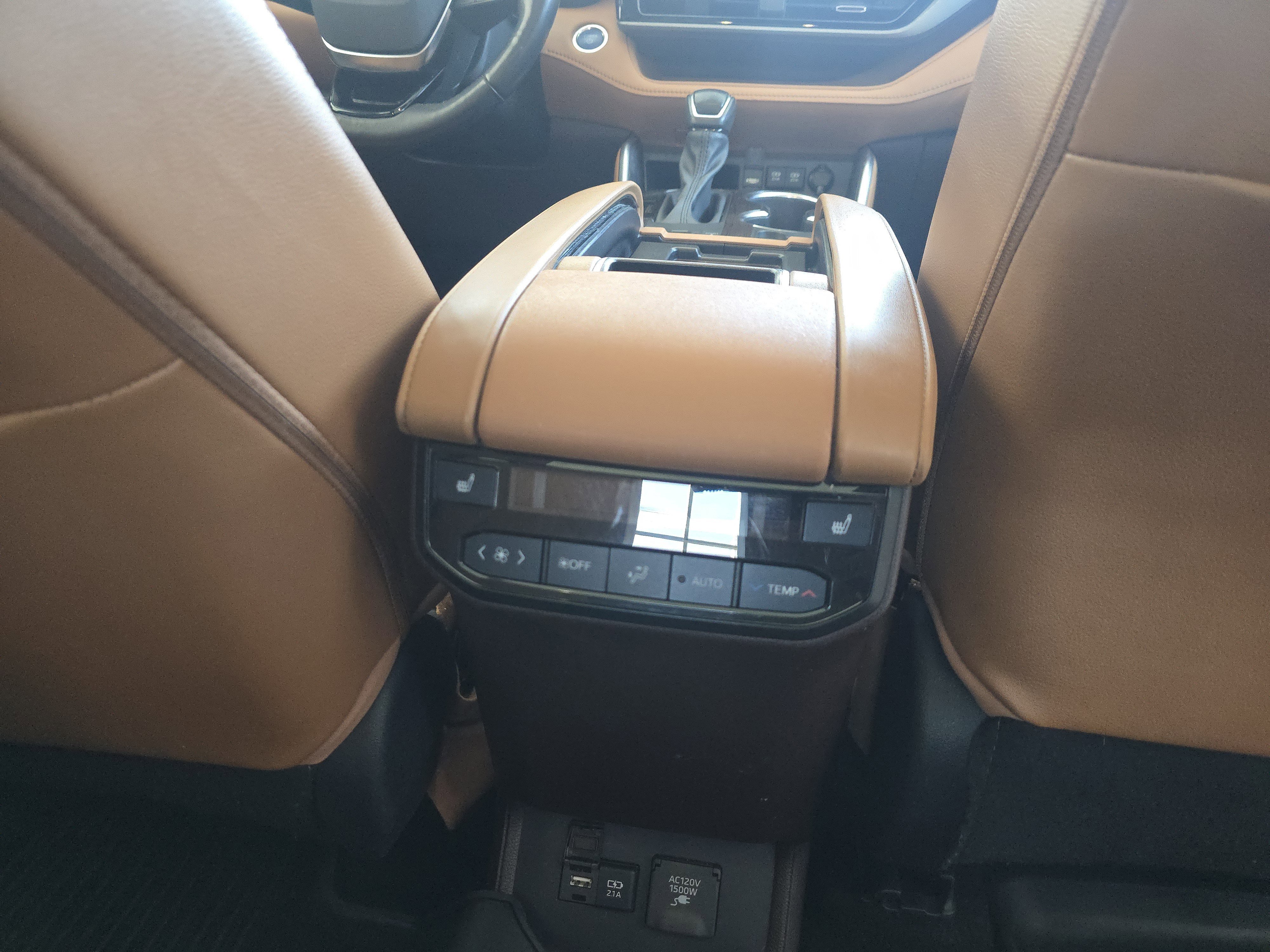 Used 2021 Toyota Highlander Platinum image 27