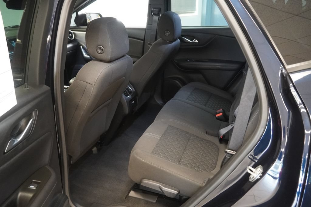 Used 2021 Chevrolet Blazer LT AWD/4WD image 18