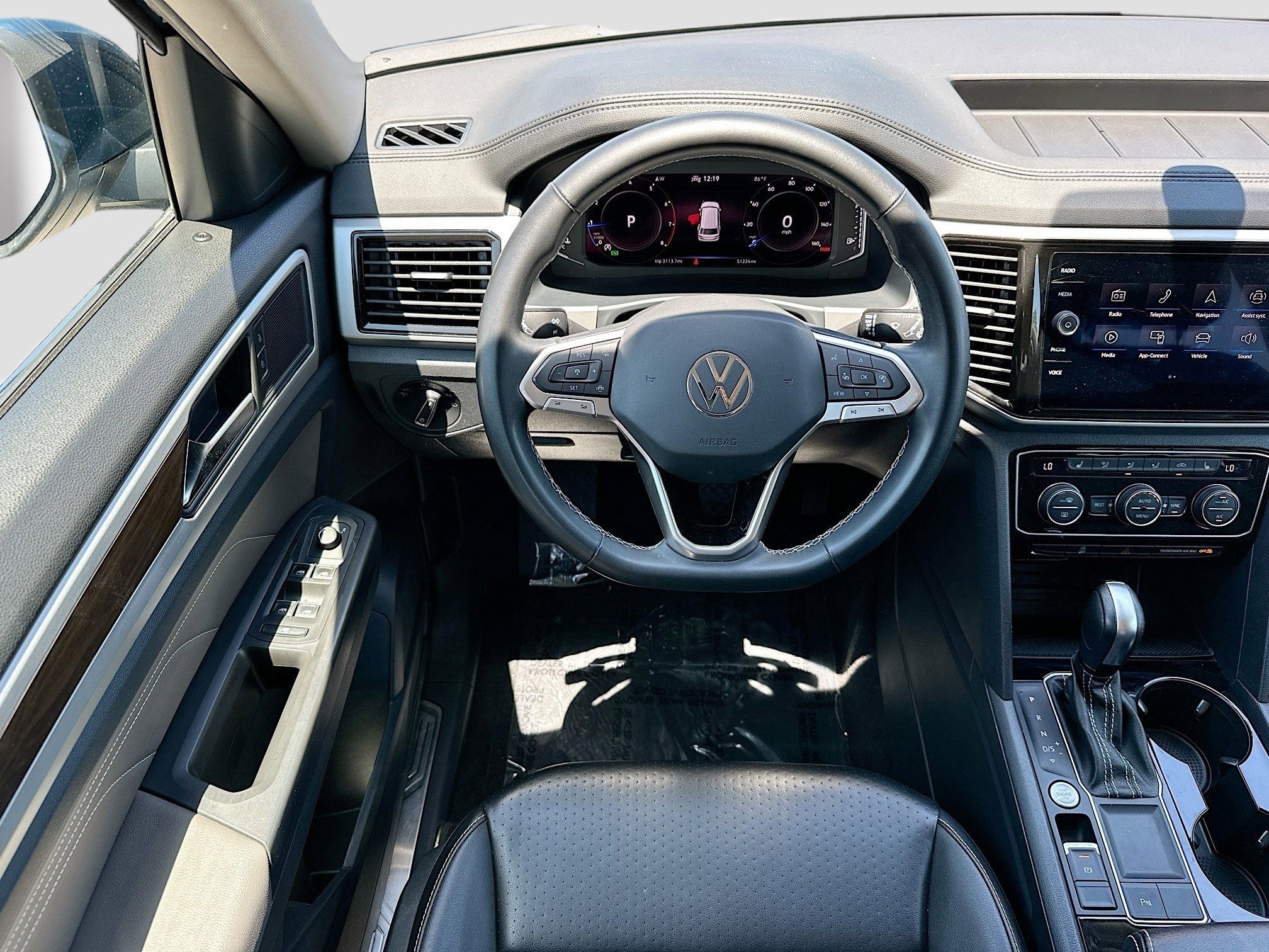 Used 2022 Volkswagen Atlas SE image 21