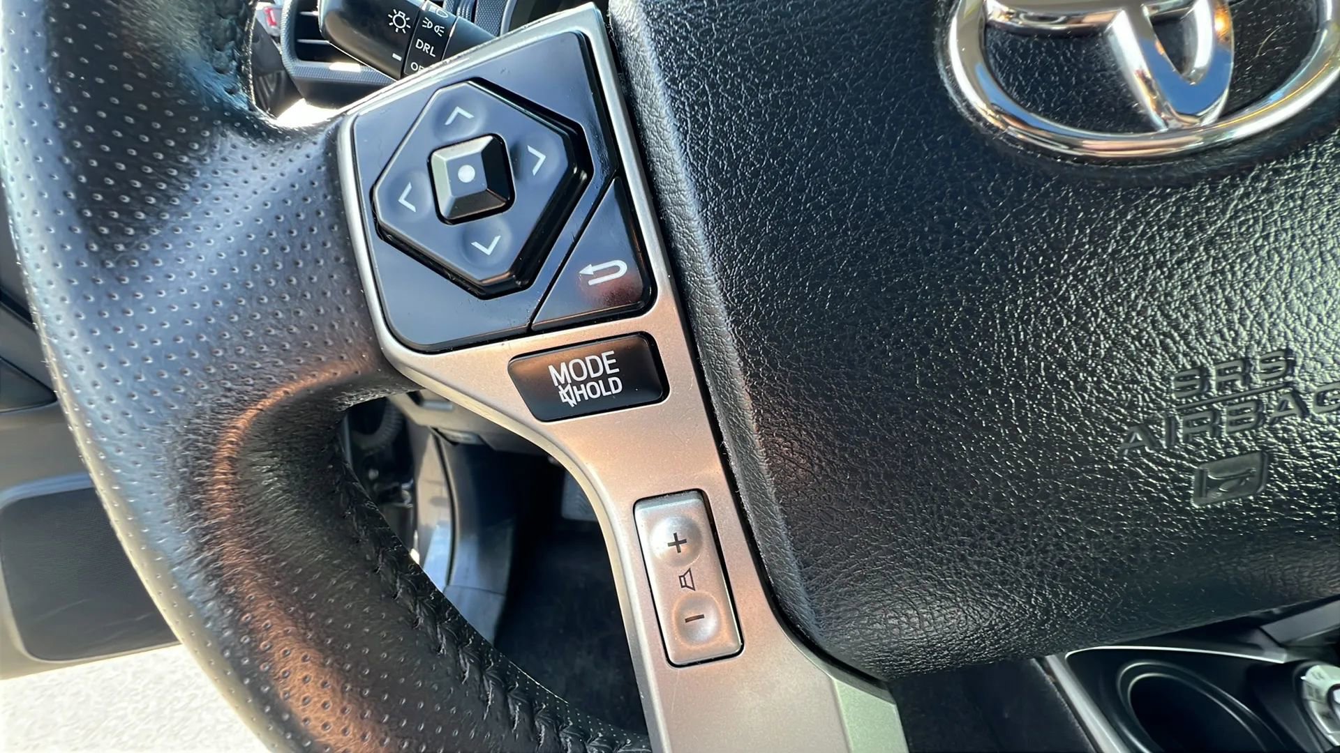 Used 2015 Toyota 4Runner SR5 Premium AWD/4WD image 20