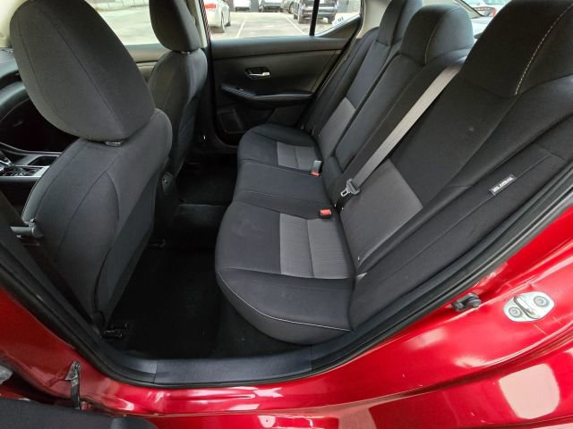 Used 2022 Nissan Sentra SV w/ Lighting Package image 11