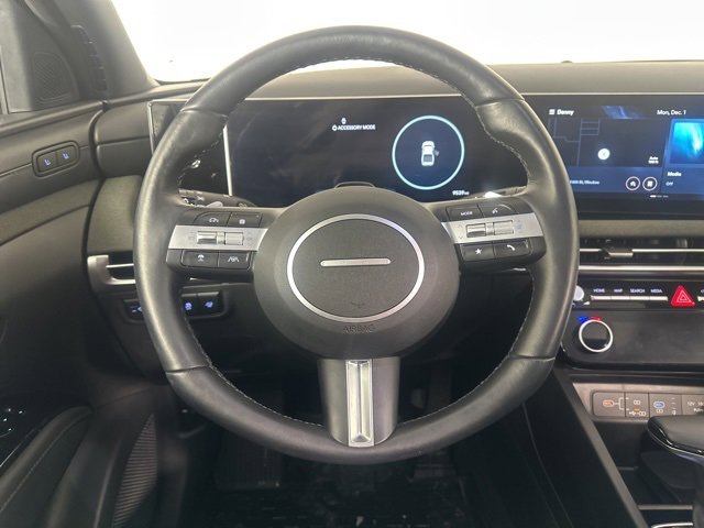 Used 2025 Hyundai Santa Cruz Limited image 18