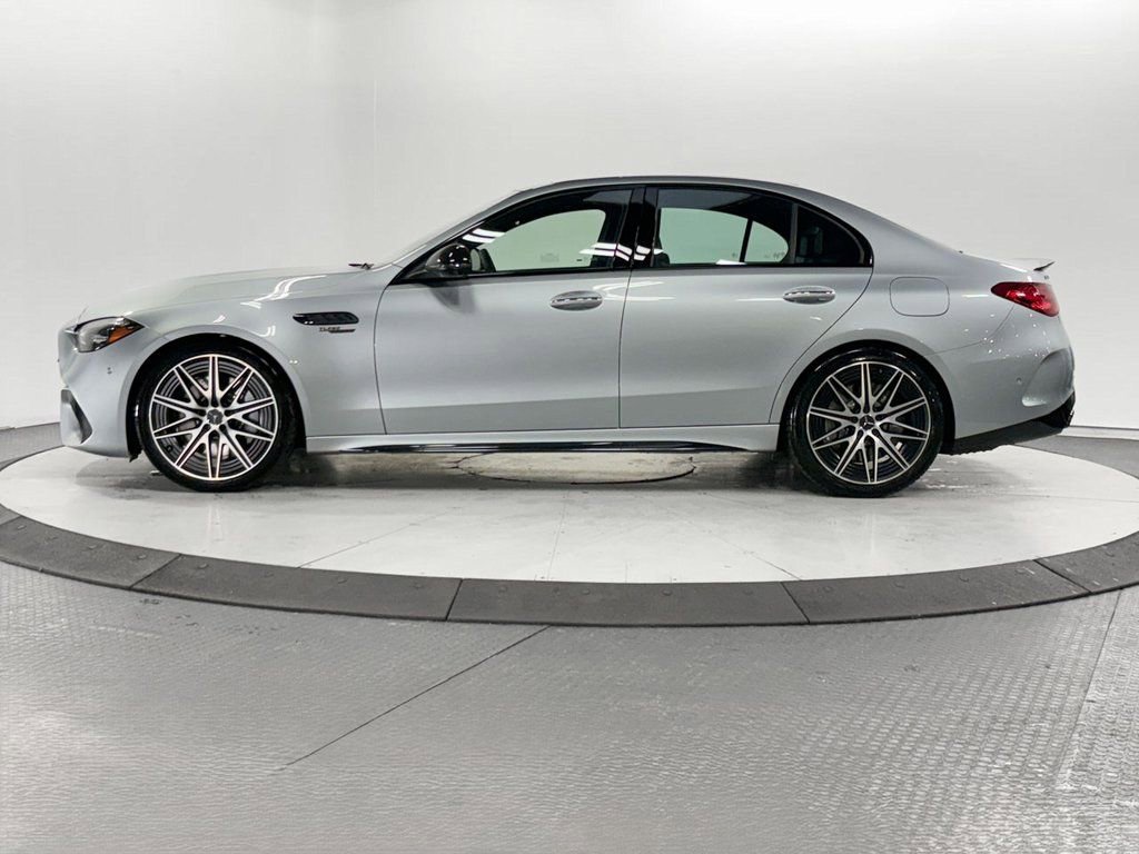 Used 2024 Mercedes-Benz C 63 AMG S image 4