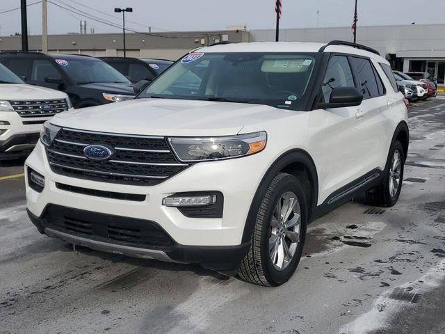 Certified 2023 Ford Explorer XLT w/ Equipment Group 202A image 2