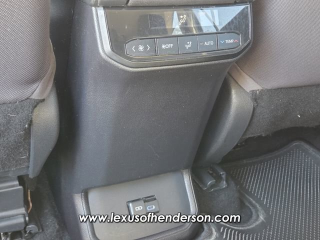Used 2022 Toyota Highlander LE image 14