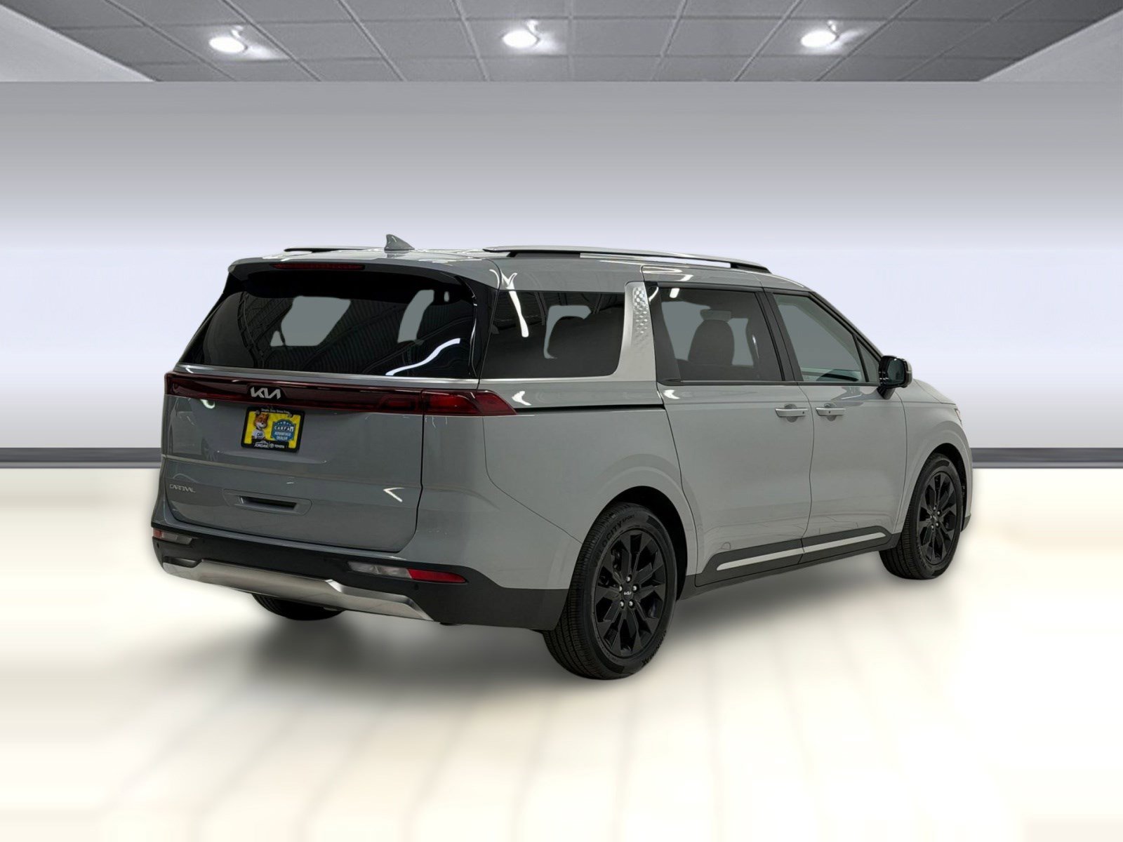 Used 2024 Kia Carnival SX FWD image 7