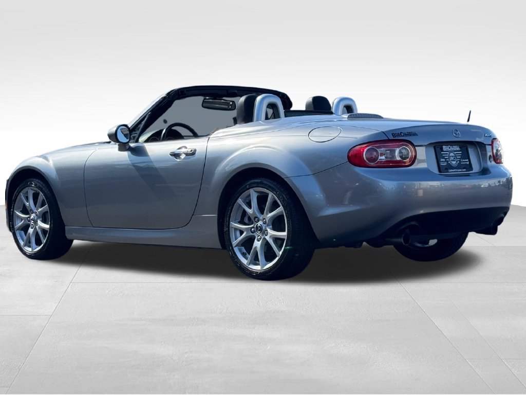 Used 2014 MAZDA MX-5 Miata Grand Touring RWD image 6