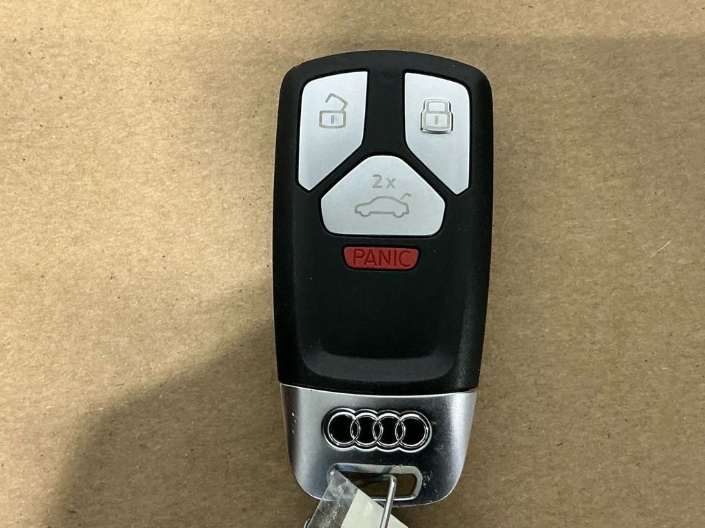 Used 2025 Audi Q5 2.0T Premium image 39