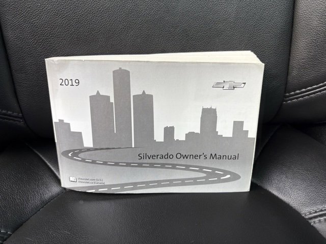 Used 2019 Chevrolet Silverado 1500 RST image 35