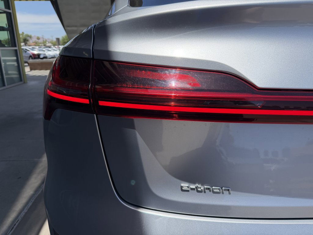 Used 2020 Audi e-tron Premium Plus AWD/4WD image 14