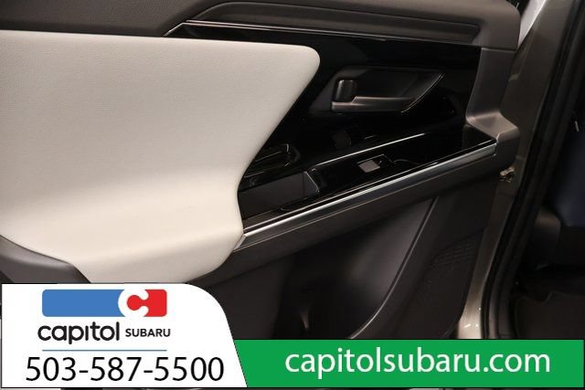 Used 2023 Subaru Solterra AWD image 29