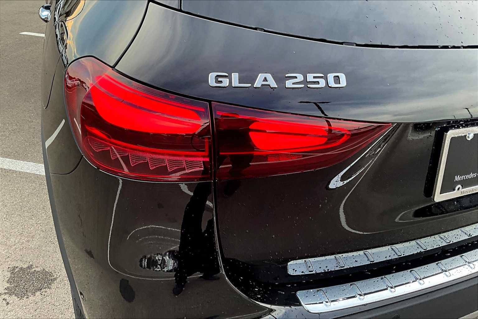 Certified 2026 Mercedes-Benz GLA 250 image 14