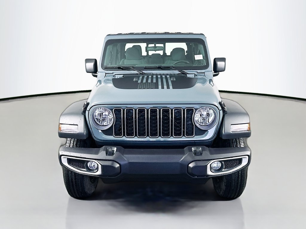 New 2026 Jeep Gladiator Sport AWD/4WD image 2