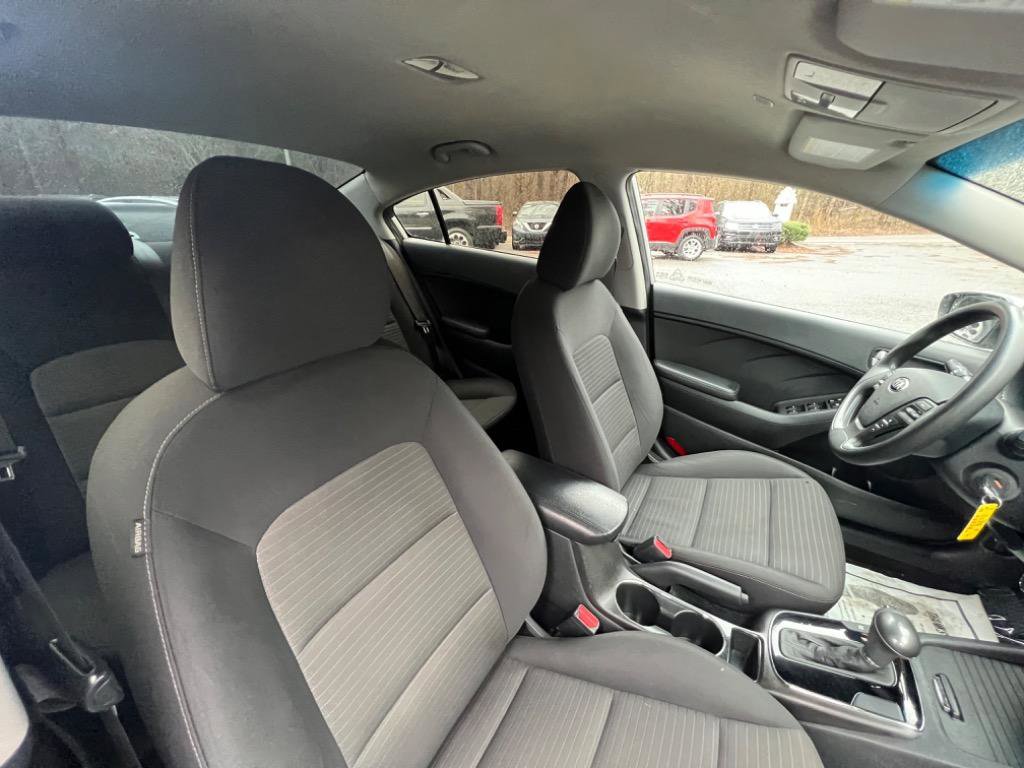 Used 2017 Kia Forte LX w/ LX Popular Package image 20