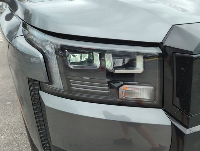 New 2026 Nissan Frontier SV w/ Tow Package image 17