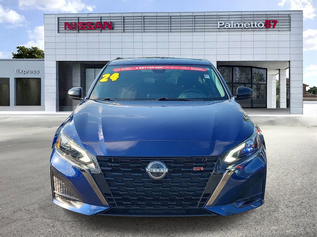 Certified 2024 Nissan Altima 2.5 SR image 2