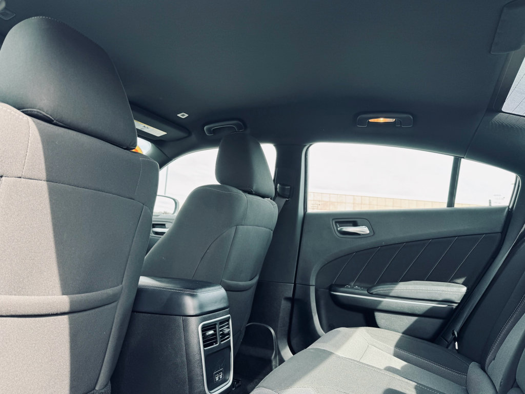 Used 2022 Dodge Charger SXT image 27