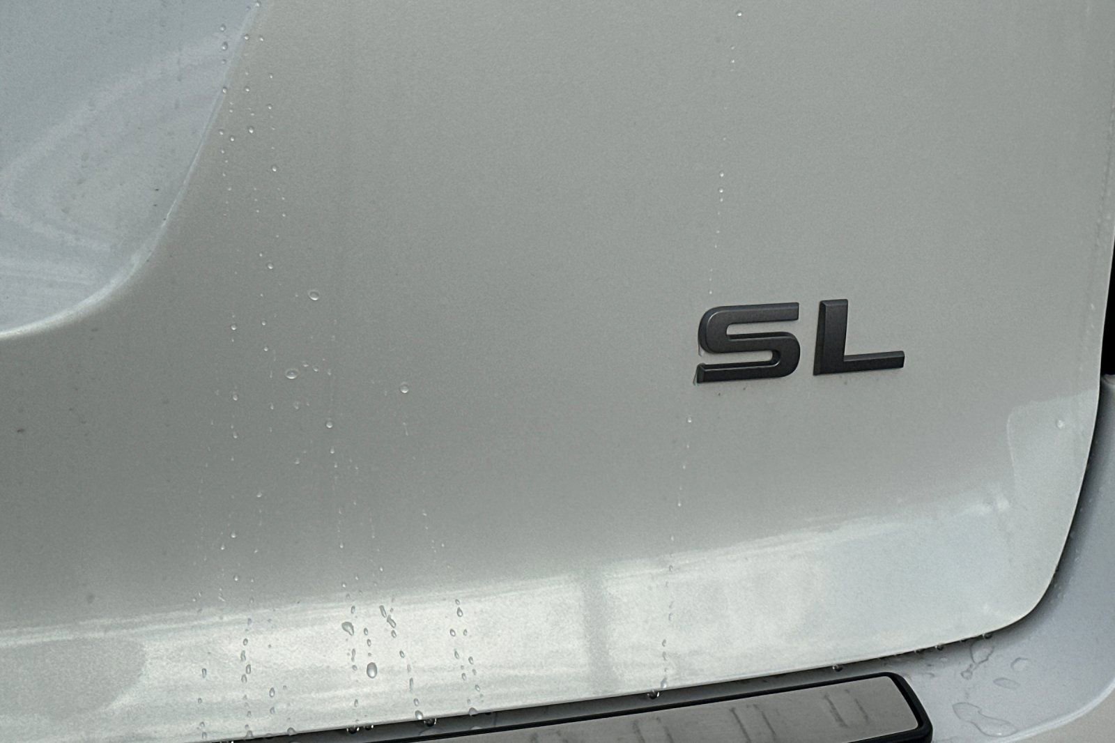 New 2026 Nissan Armada SL w/ Captain's Chari Seat Package image 22