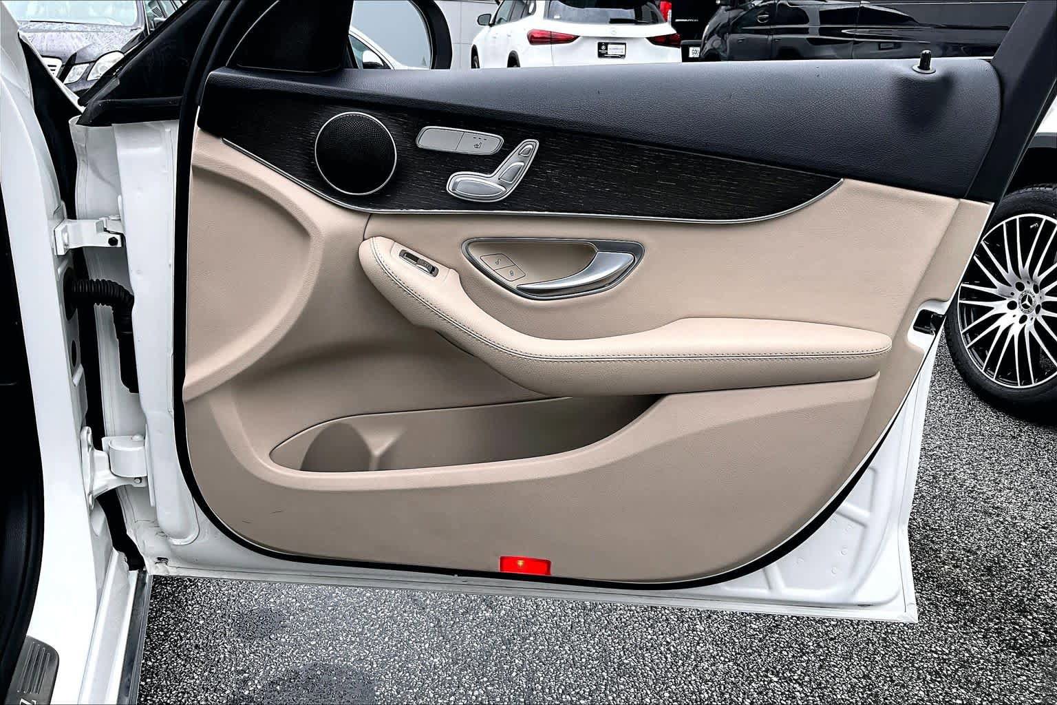 Used 2019 Mercedes-Benz C 300 Sedan image 22