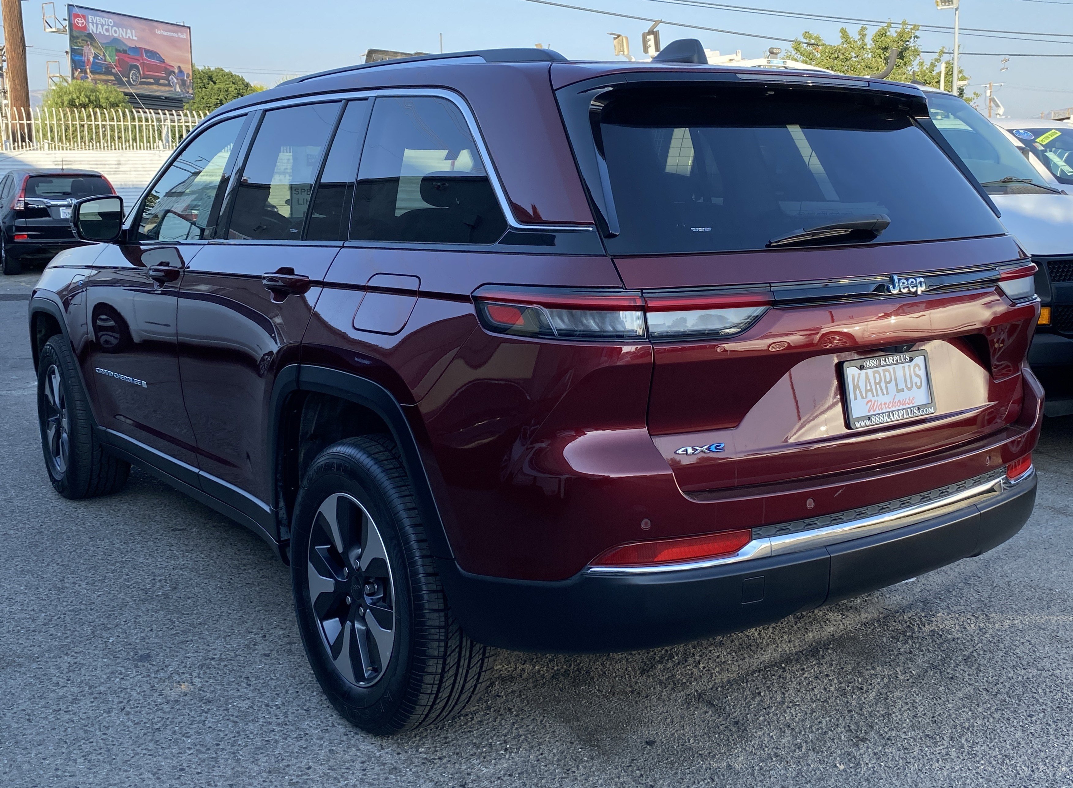 Used 2023 Jeep Grand Cherokee 4WD 4xe image 10