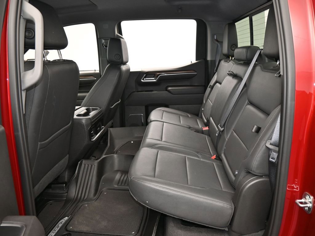 Used 2022 Chevrolet Silverado 1500 RST w/ Convenience Package II image 34