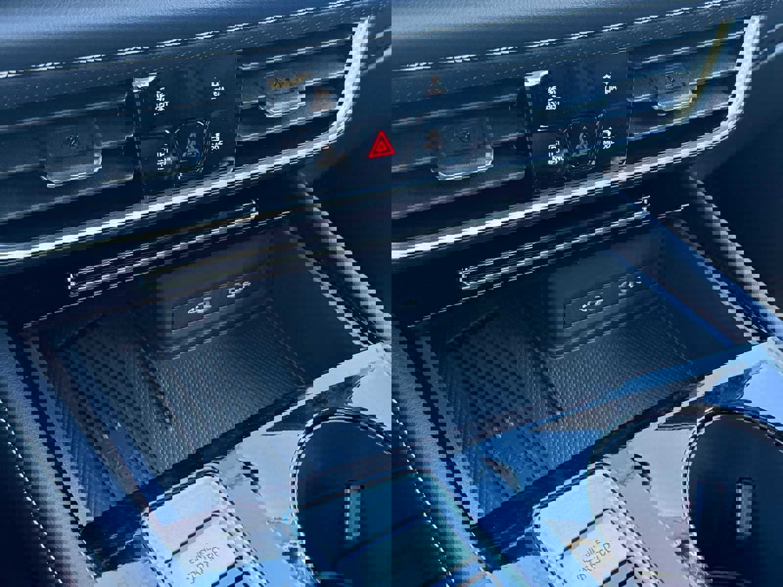 New 2026 Volkswagen Atlas SE image 13