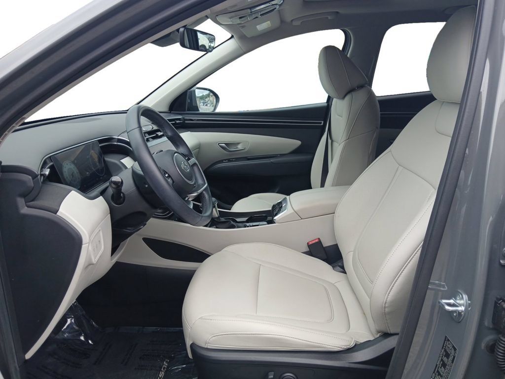 Used 2024 Hyundai Tucson SEL w/ Convenience Package FWD image 16