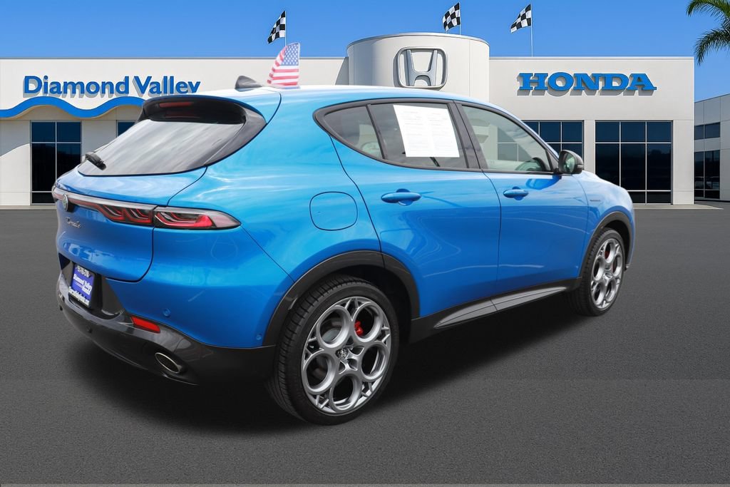 Used 2024 Alfa Romeo Tonale Veloce AWD/4WD image 6