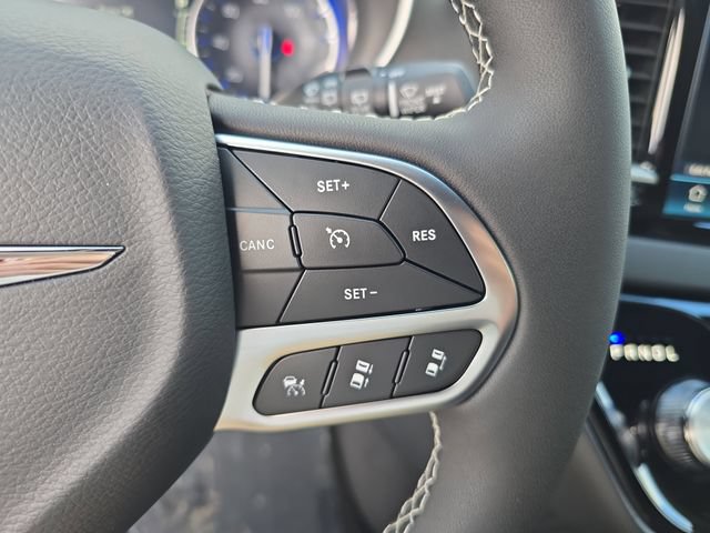New 2026 Chrysler Voyager LX FWD image 23