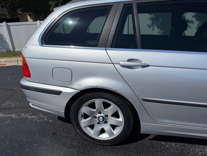 Used 2003 BMW 325i Wagon image 40