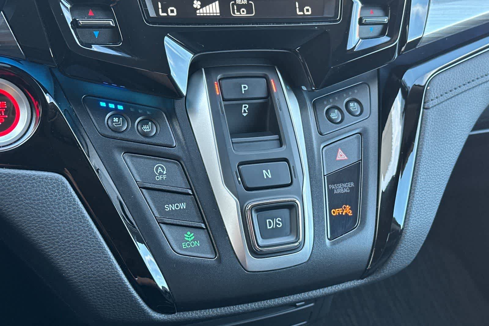 Used 2024 Honda Odyssey Elite image 24