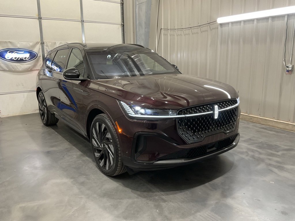 Used 2024 Lincoln Nautilus Reserve w/ Jet Appearance Package (87T)