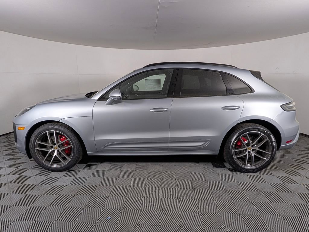 New 2026 Porsche Macan S image 2